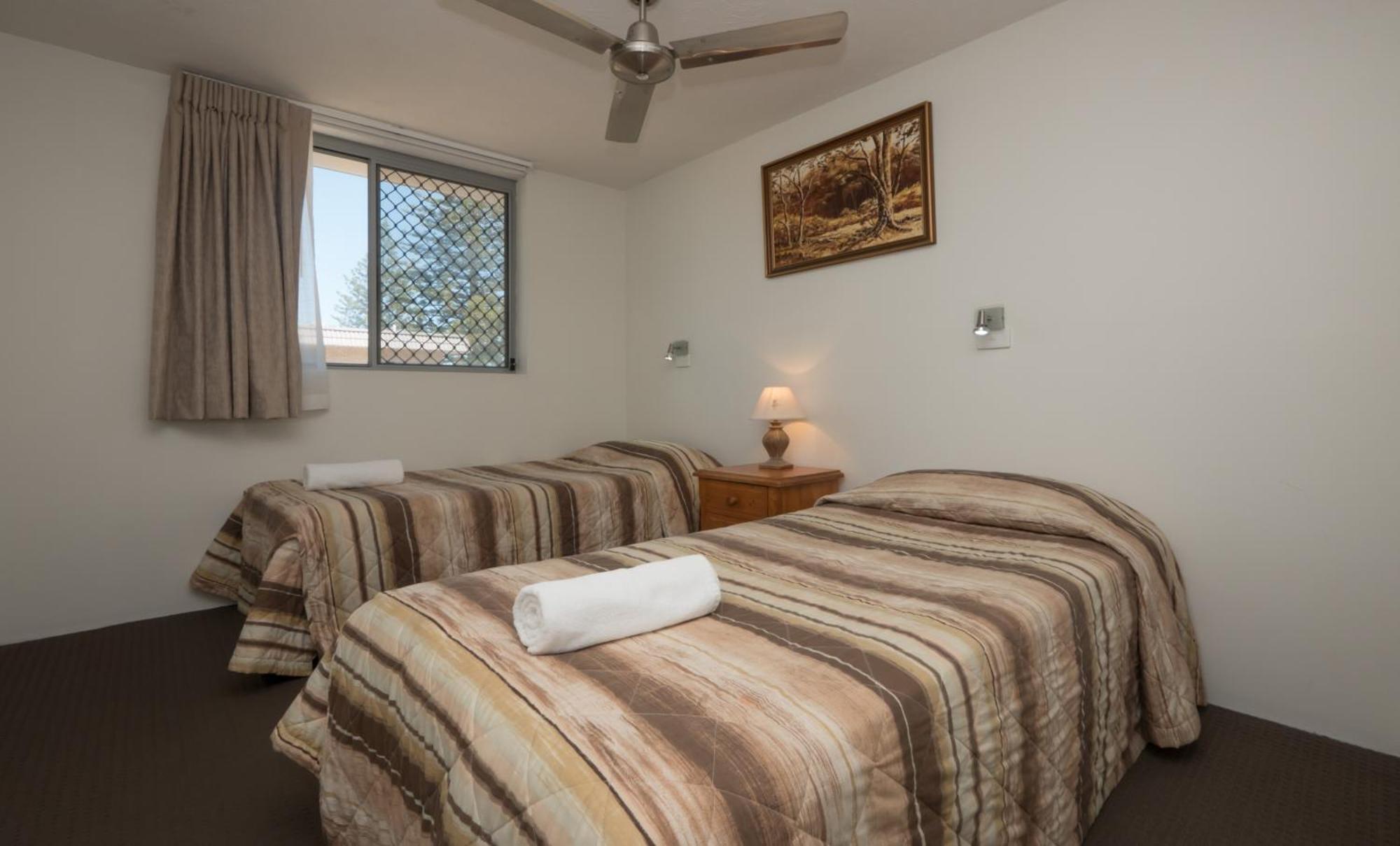 Merrima Court Holidays Caloundra Phòng bức ảnh